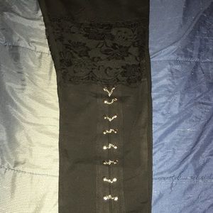 Black leggings with lace and design
